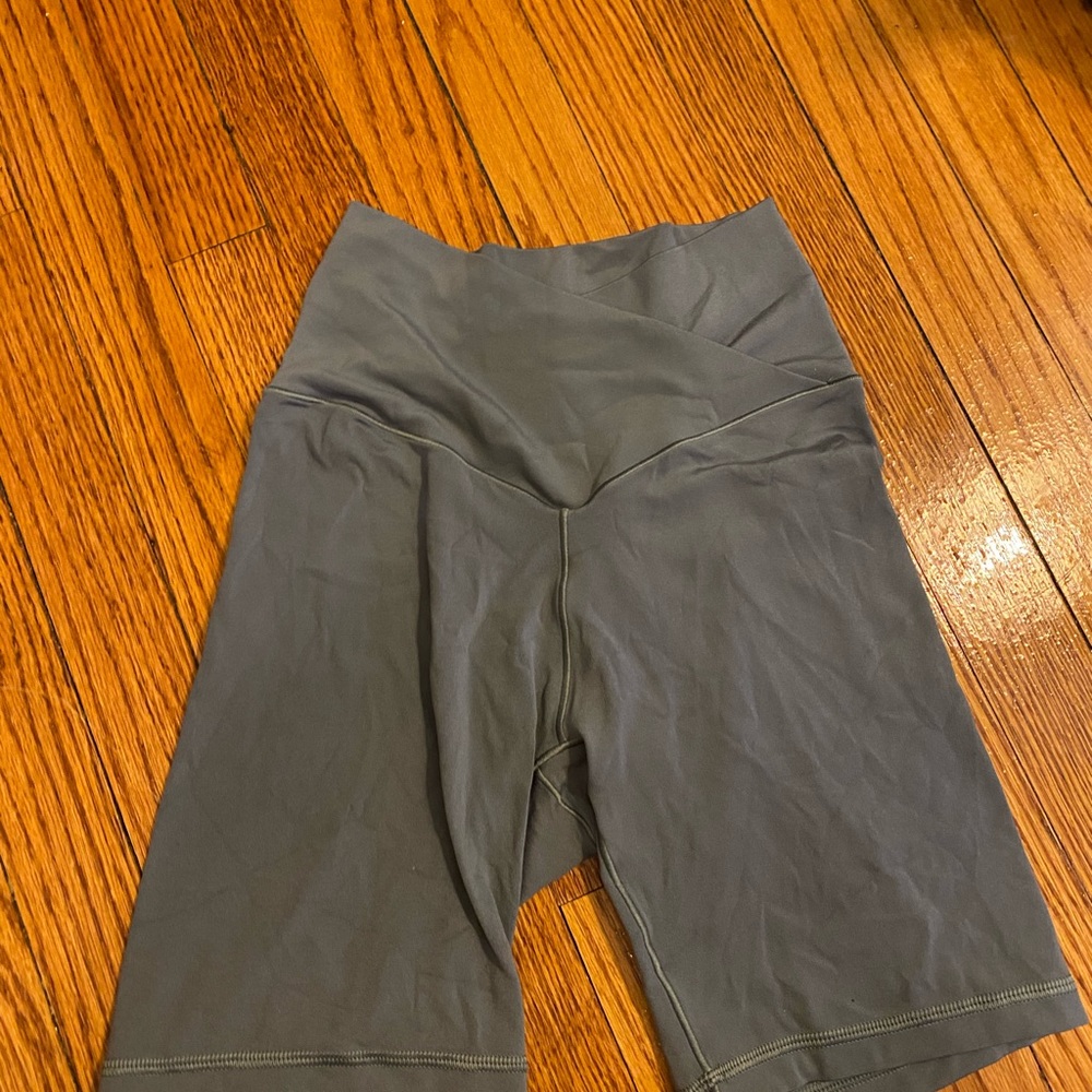 Aerie crossover bike shorts